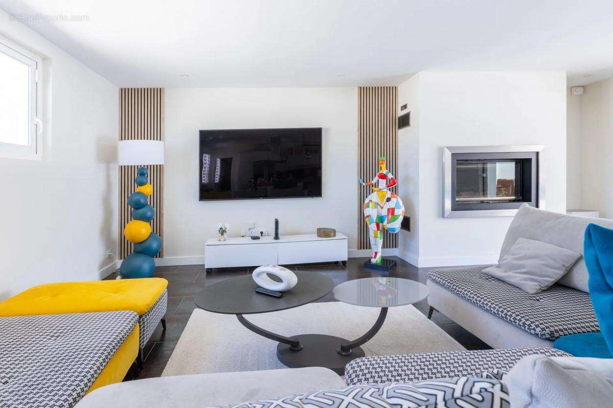 Maison à CUXAC-D&#039;AUDE