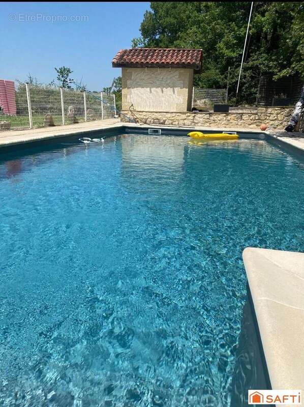 Photo 2 - Maison à MONTREAL