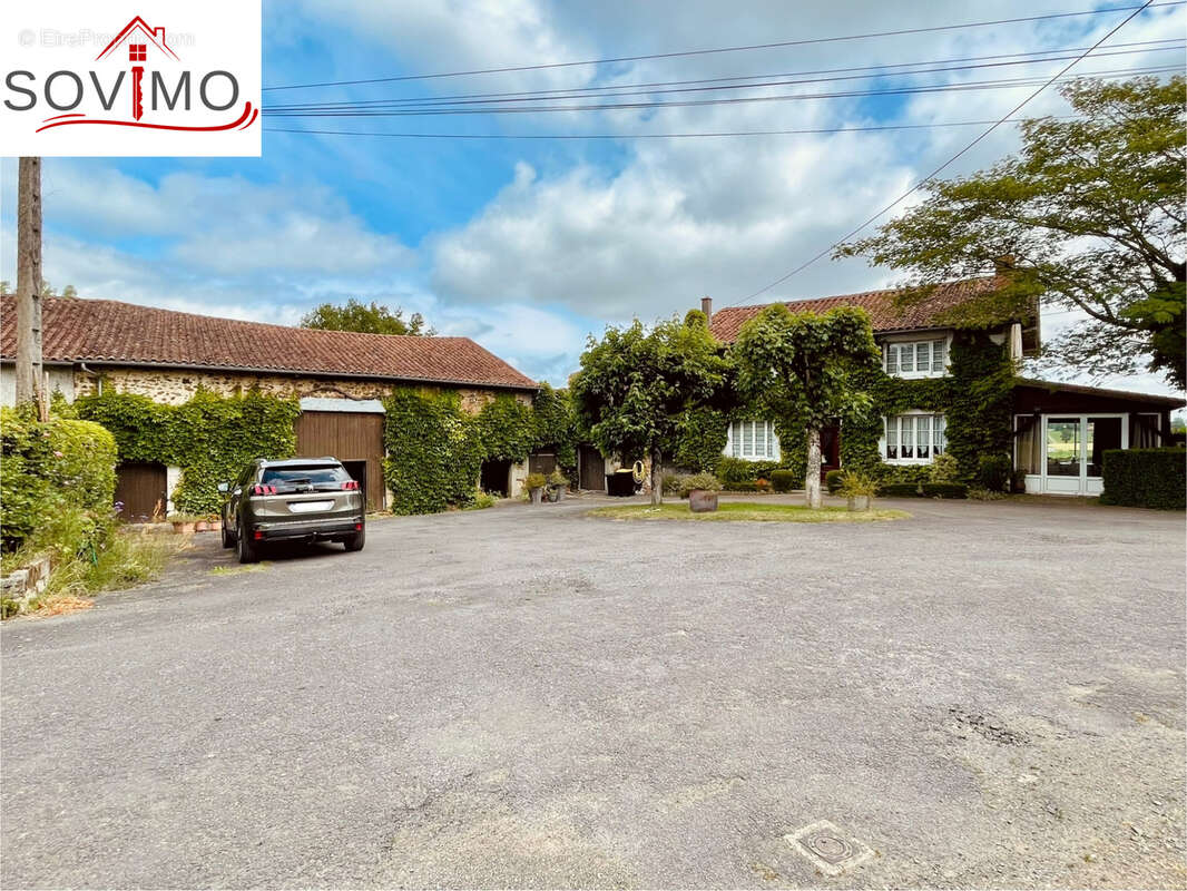 Maison à SURIS