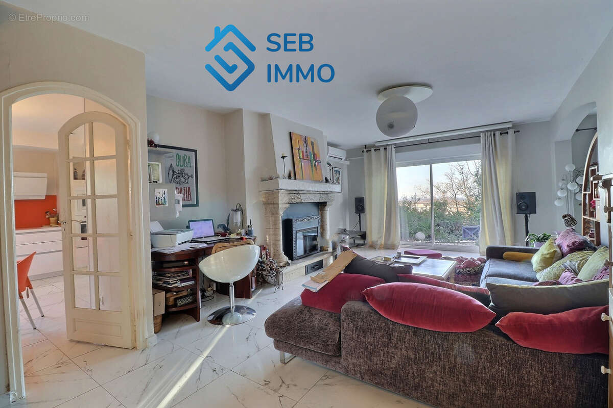 Maison à VILLELONGUE-DELS-MONTS