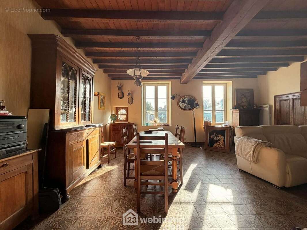 Vous serez séduits par la luminosité - Maison à LA FERTE-CHEVRESIS