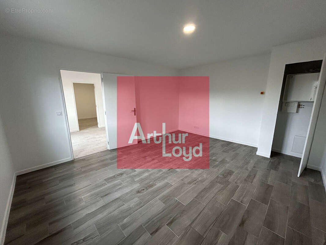 379 m² à Cancon  - photo 2