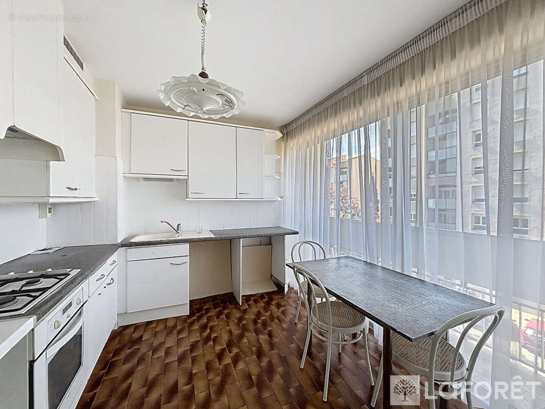 Appartement à BEZIERS