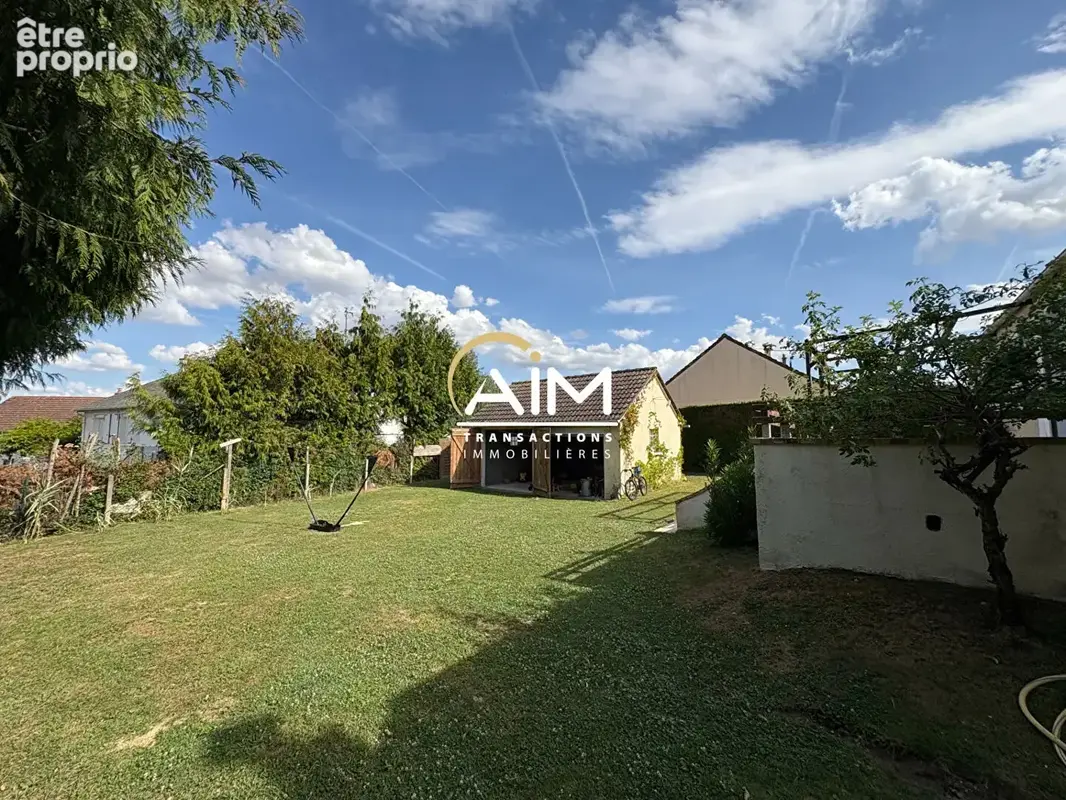 Maison familiale 5 chambres - Auzouer-en-Touraine / Château-Renault - photo 9