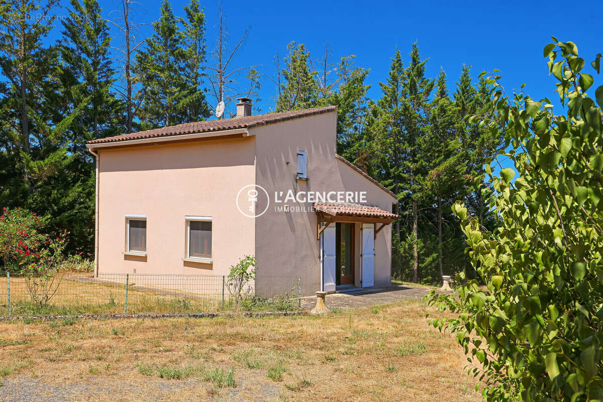 Maison à DENAT