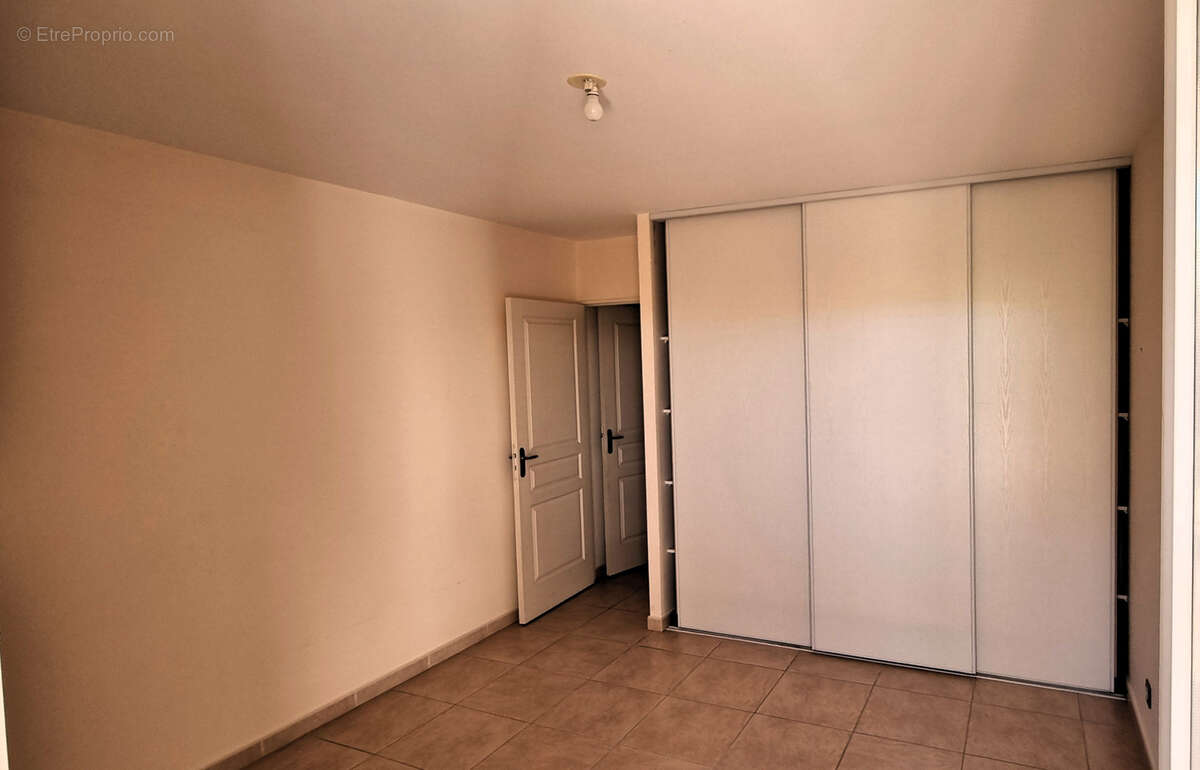 Appartement à GANGES