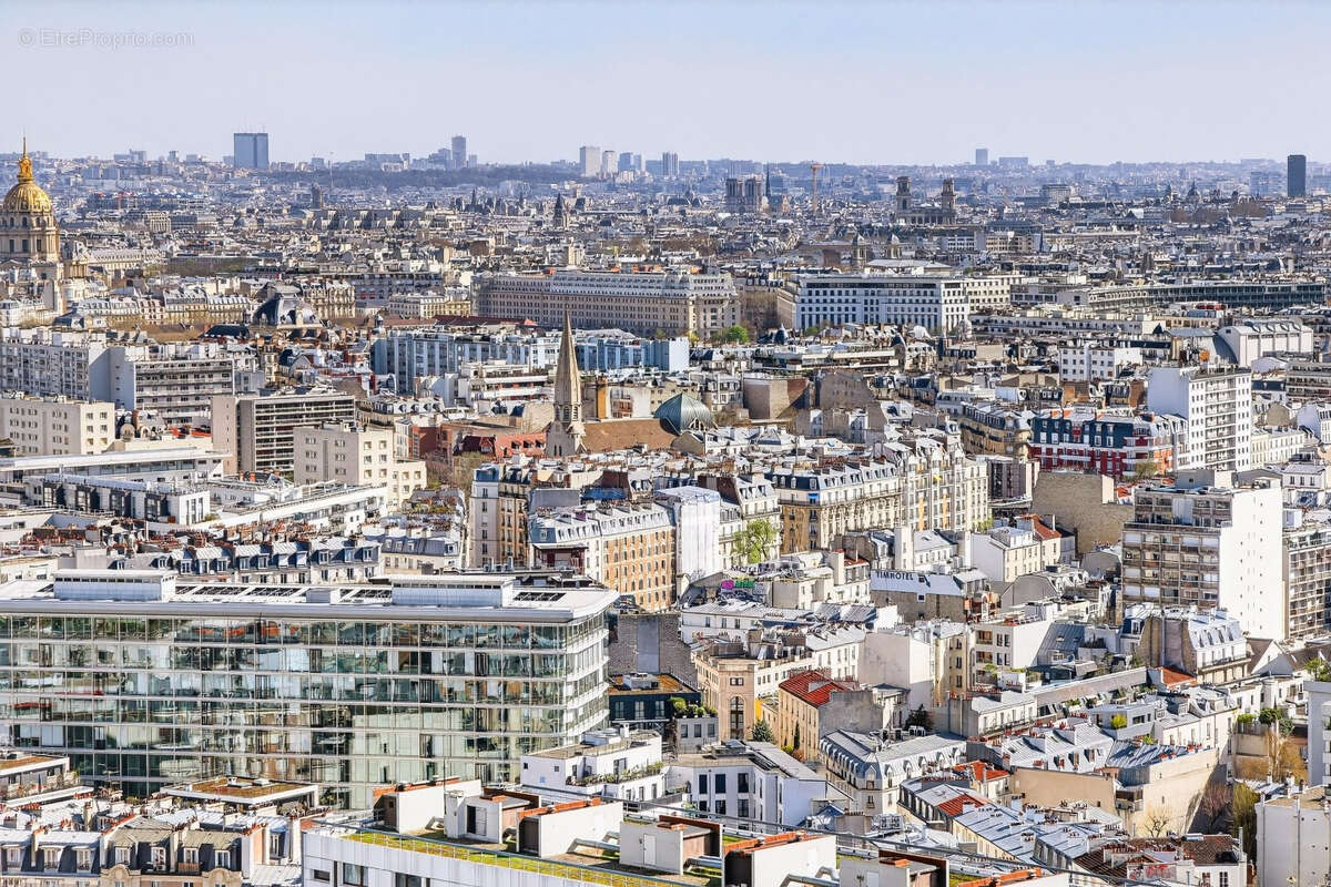 Appartement à PARIS-15E