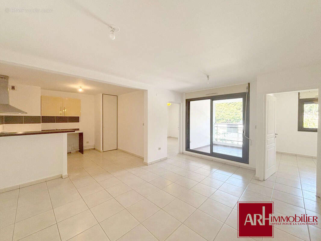 Appartement à SAINT-DENIS