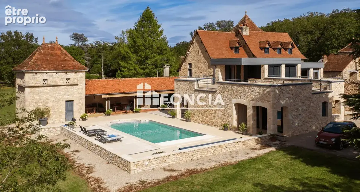 Propriété quercynoise d’exception — 249 m² habitables, piscine et 4,3 hectares, à 4 km de Villeneuve d’Aveyron - photo 2