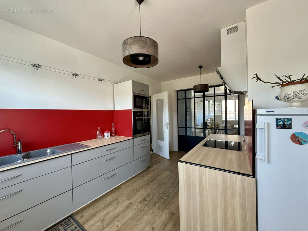 Maison de 205m2 avec jardin à Guilherand-Granges - photo 17