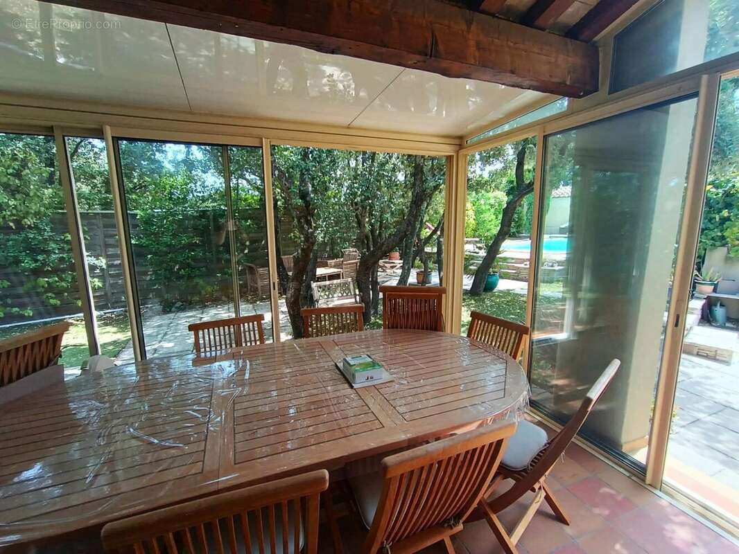 Maison familiale de caractère de 155 m2 avec piscine - photo 9