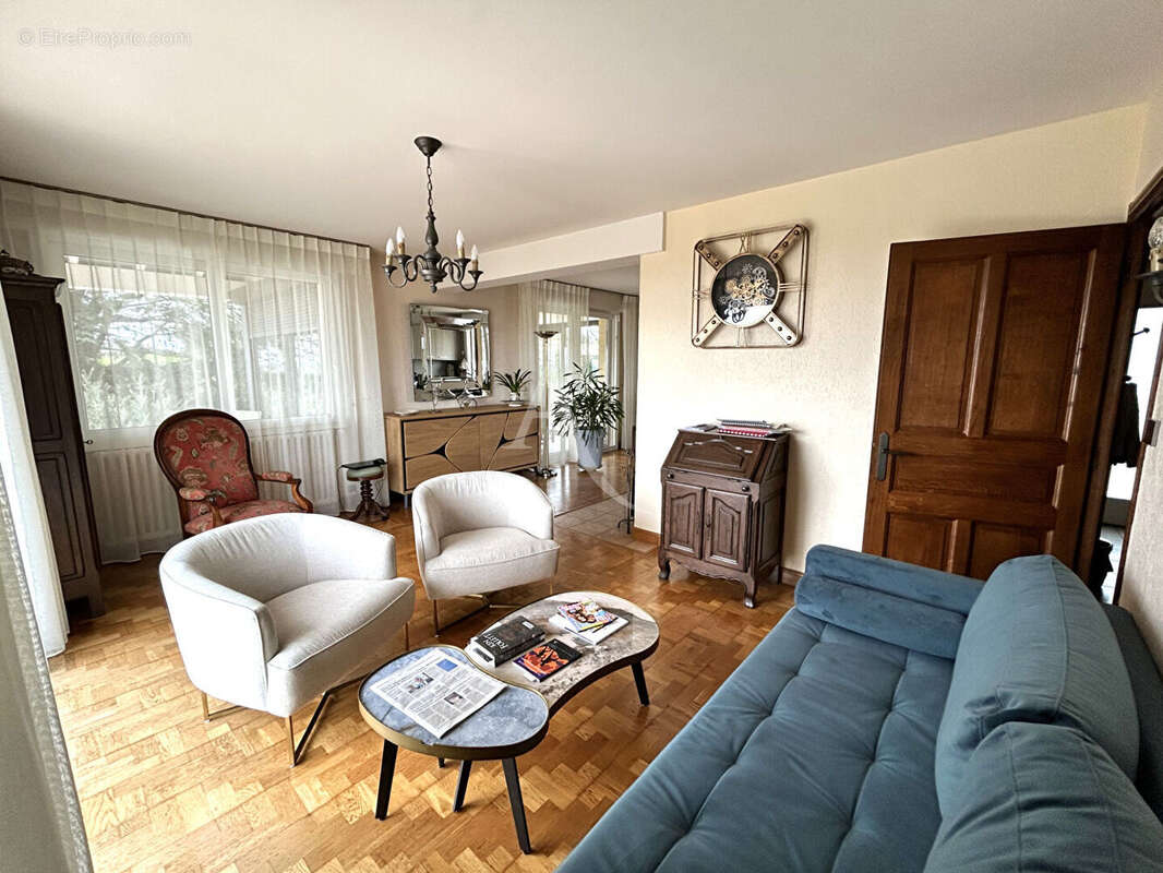 Maison à HURIGNY