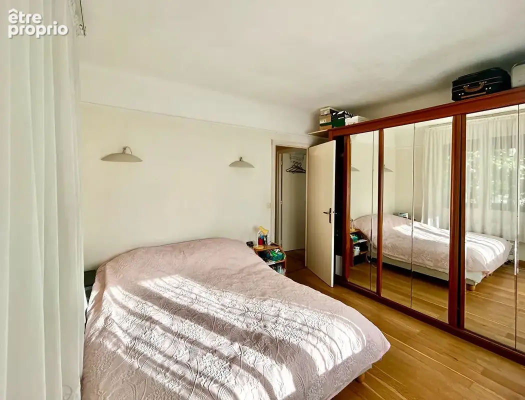 Appartement 3 pièces 65 m2 Créteil Village - photo 2