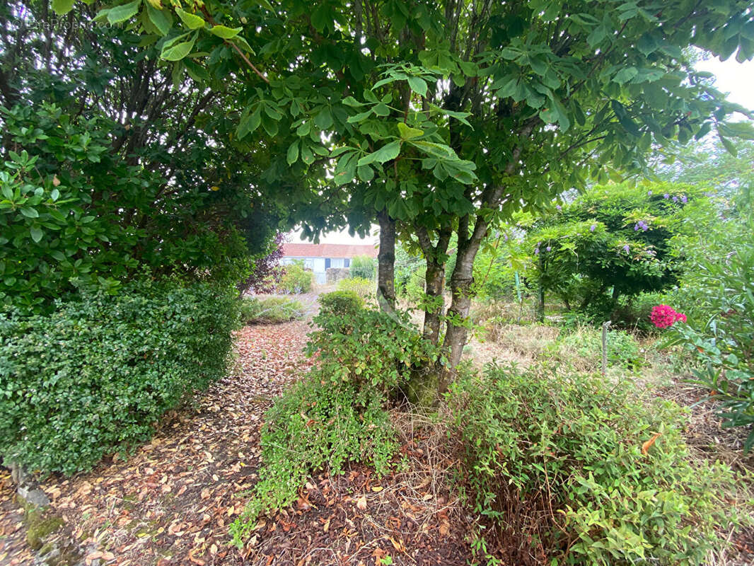 Maison  5 pièce(s) - photo 2