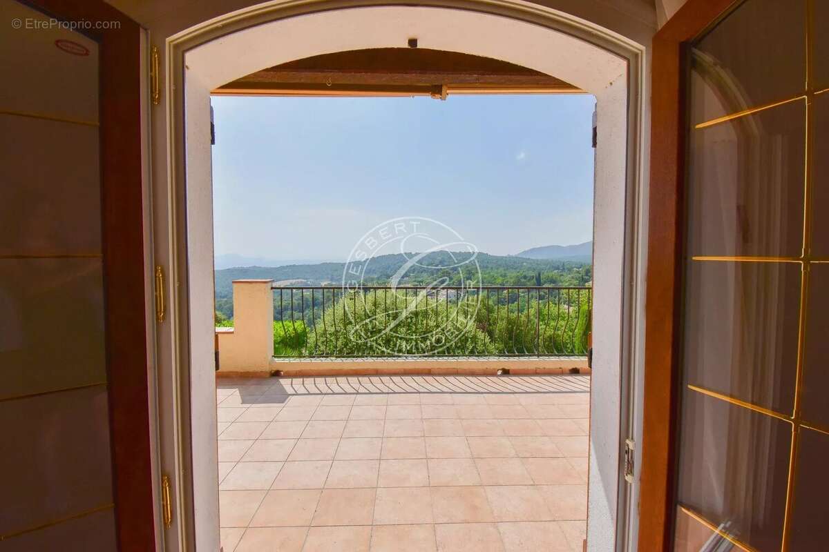 Maison avec vue panoramique et piscine à débordement – Domaine de Saint-Pierre de Tourtour - photo 17