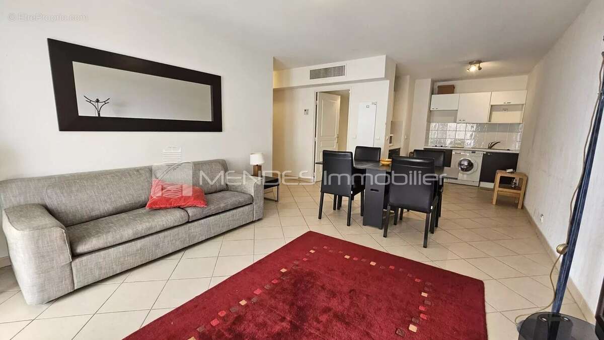 Appartement à BEAUSOLEIL