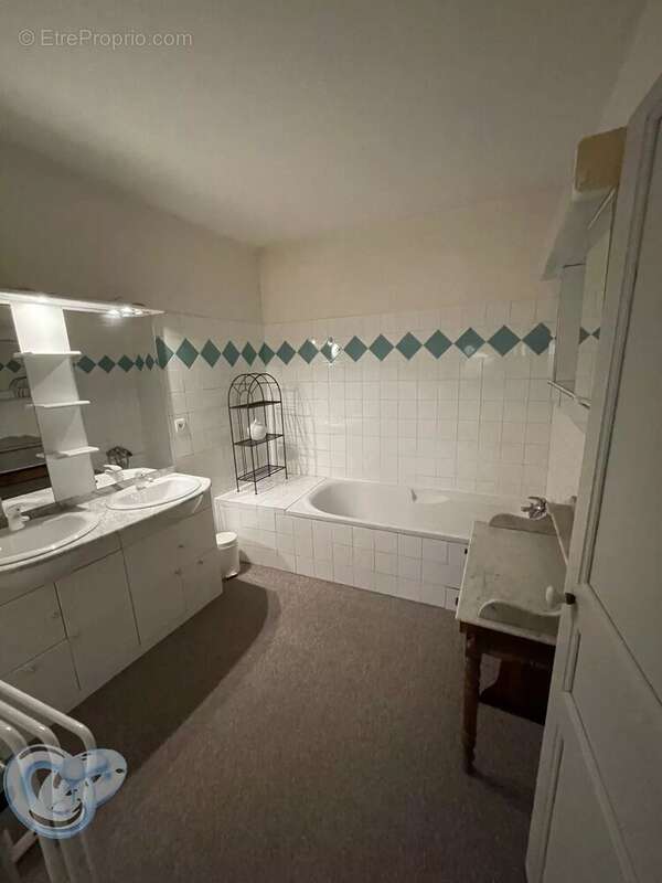 Maison à SAINT-CHRISTOL