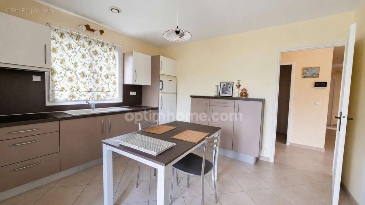 A vendre Maison 3 pièces 88 m² – La Javie (04) - photo 4