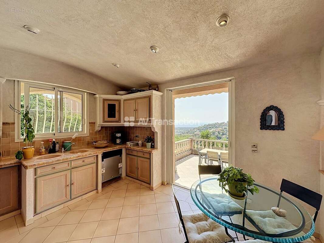 Maison 145 m² à Mandelieu-La-Napoule  - photo 5