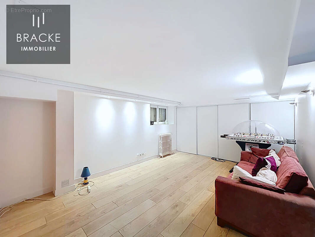 Maison à LA GARENNE-COLOMBES