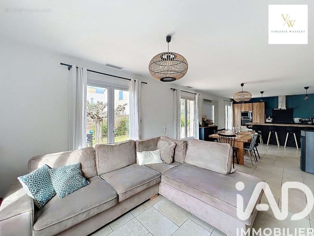 Photo 3 - Maison à SAINT-MATHIEU-DE-TREVIERS