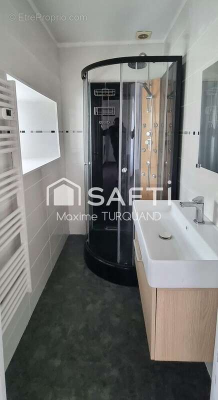 Maison 275 m² à Reaumur  - photo 5