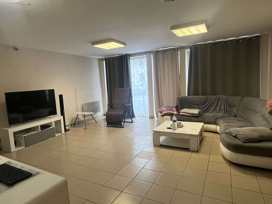 Maison à COUSSAY-LES-BOIS