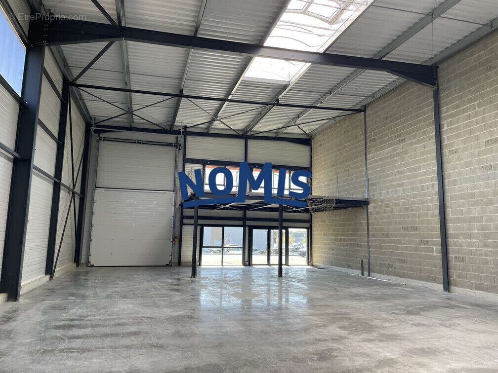 Commerce à JOUE-LES-TOURS