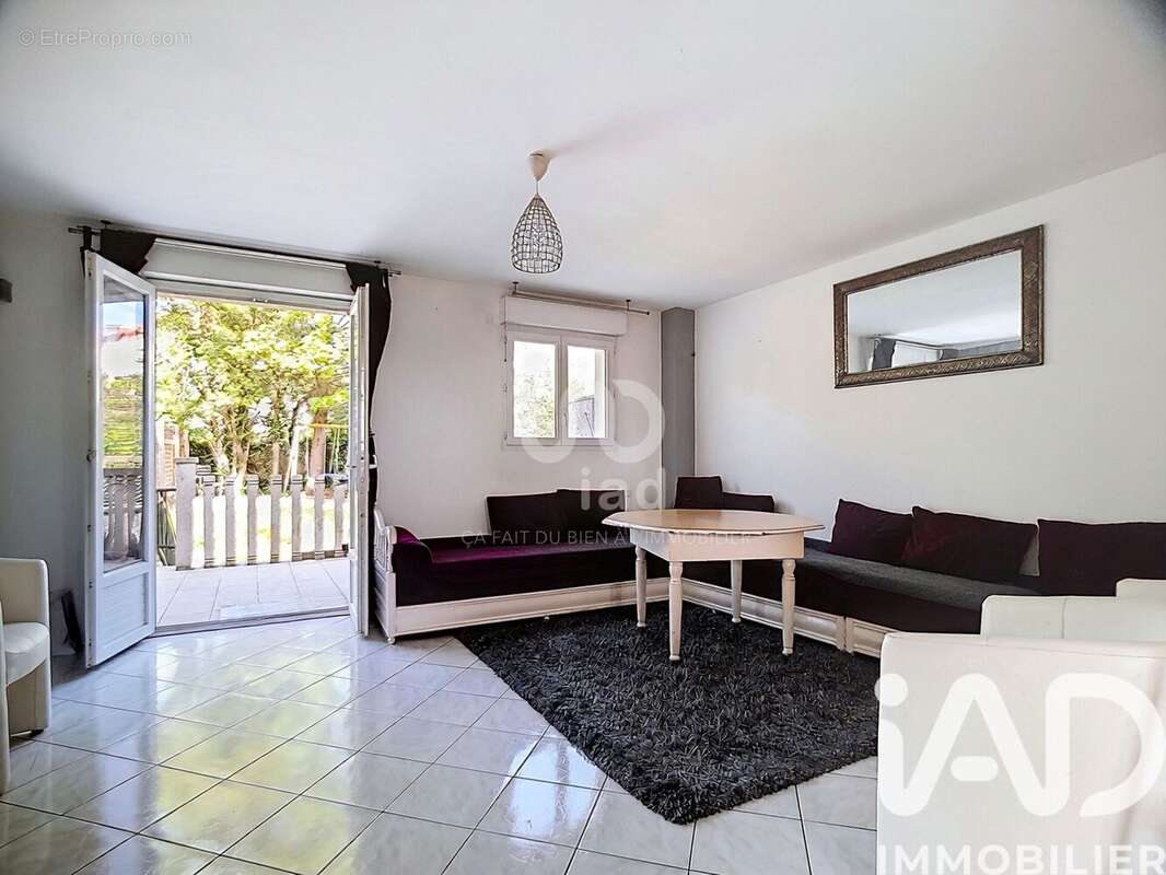 Photo 2 - Maison à ROSNY-SOUS-BOIS