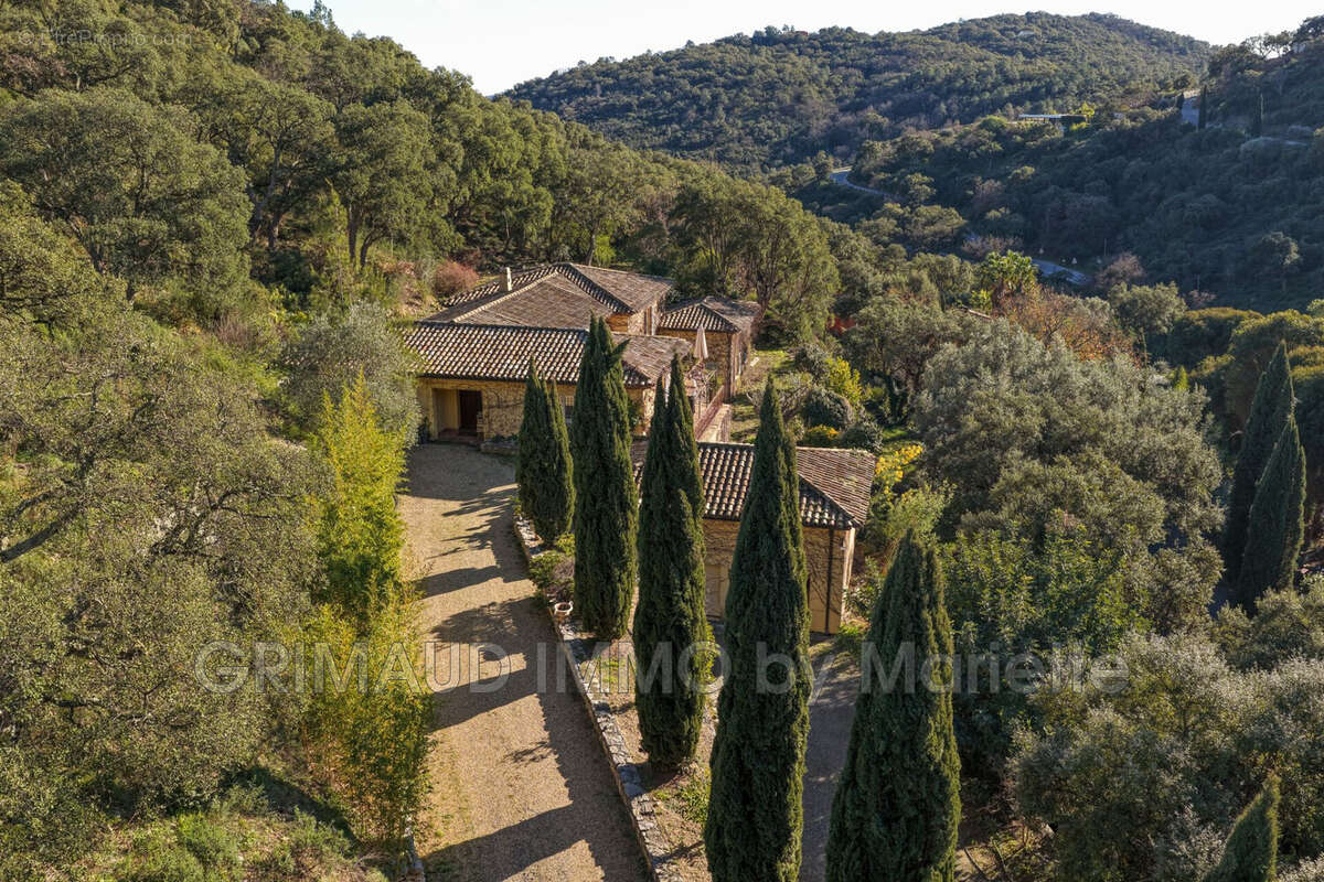 Maison à GRIMAUD