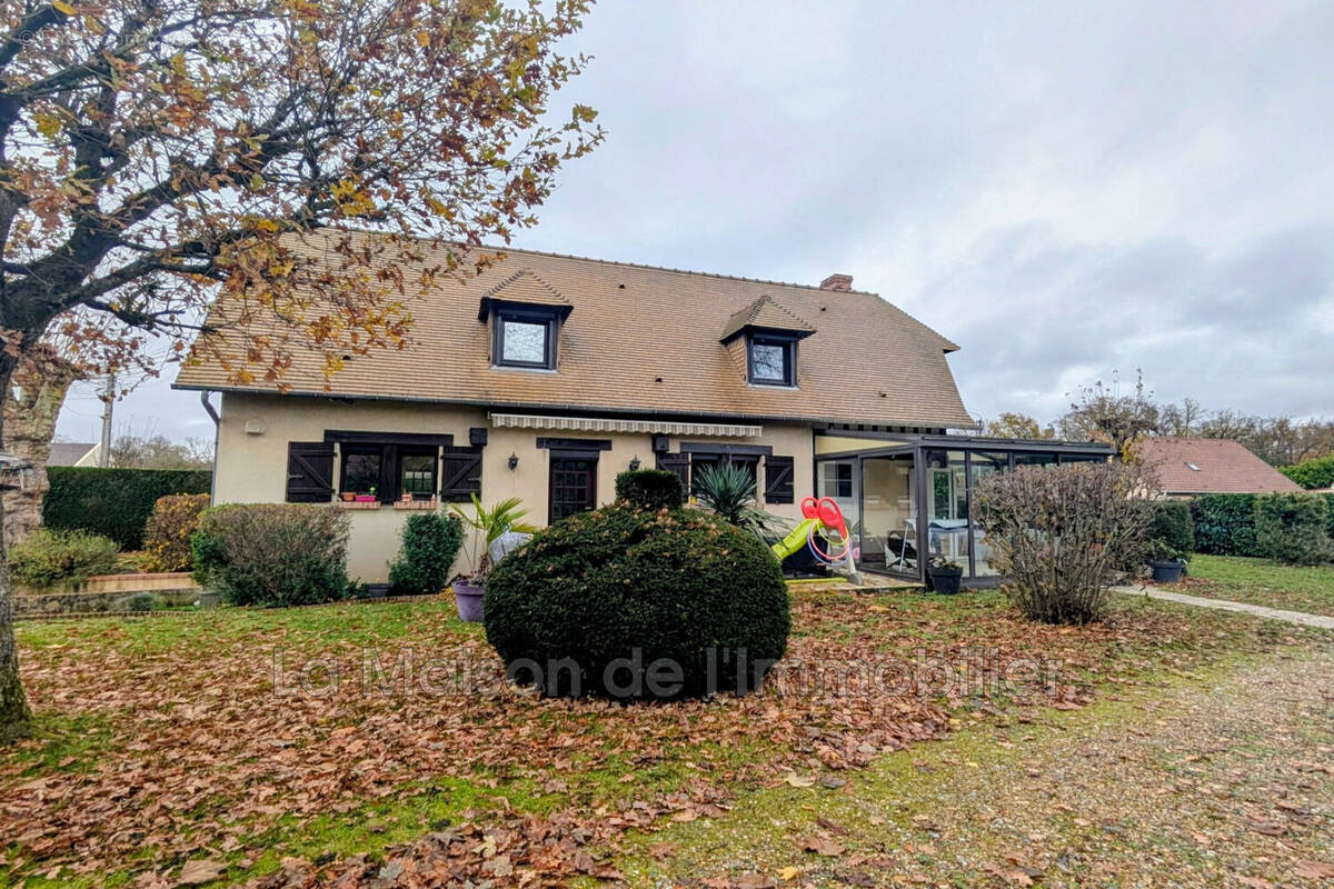 Maison à TOURVILLE-LA-RIVIERE