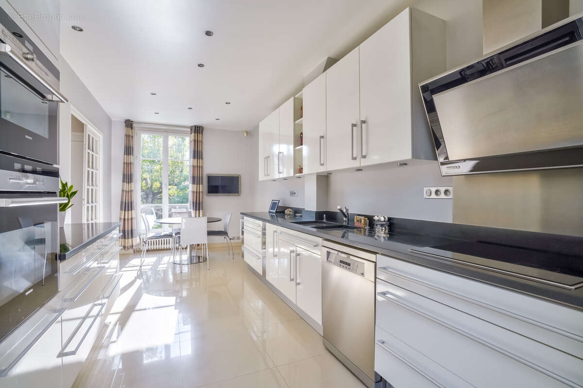 Maison à LE VESINET