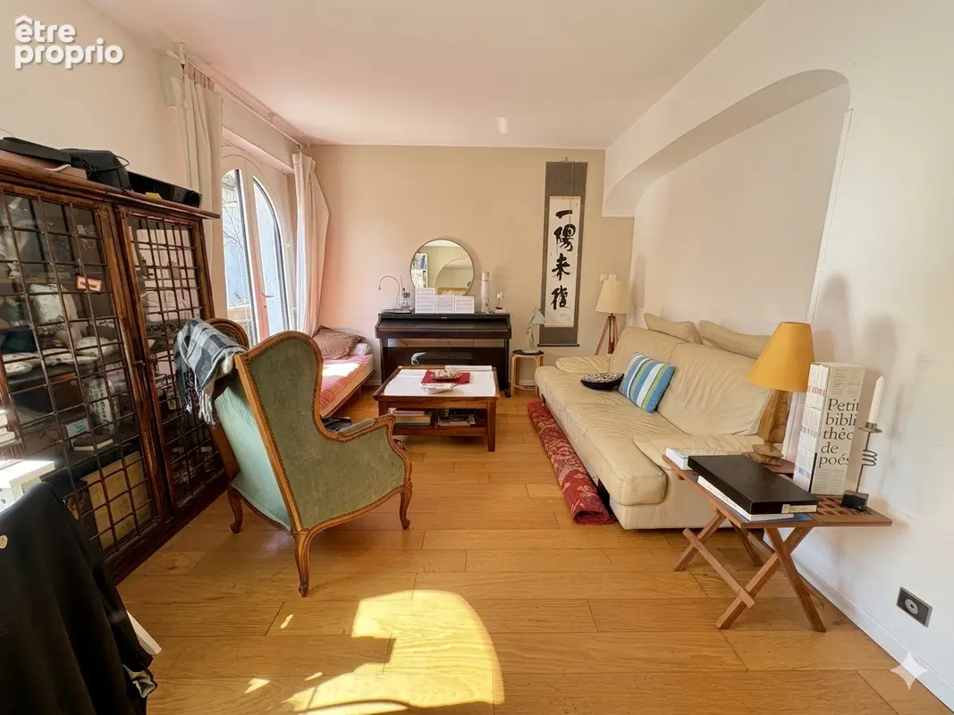 Maison PESSAC 177 m2 - quartier Noès - Bois du Burck - photo 2