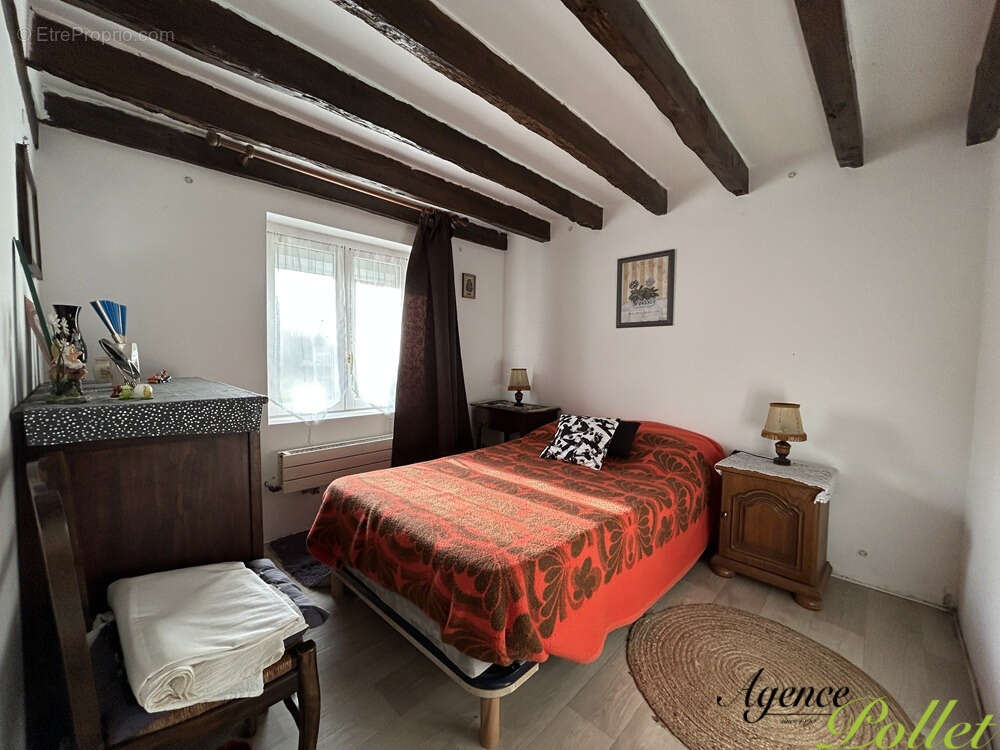 Maison à POILLY-LEZ-GIEN