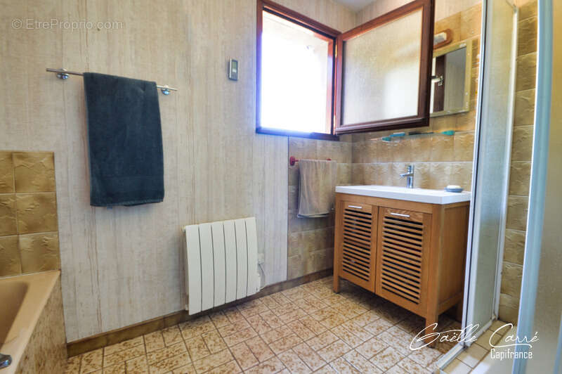Maison à AVAILLES-LIMOUZINE
