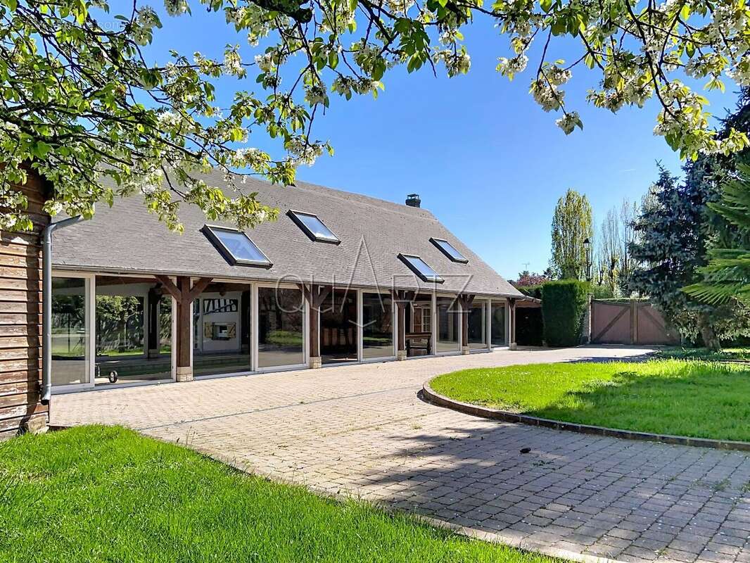 Maison à PACY-SUR-EURE