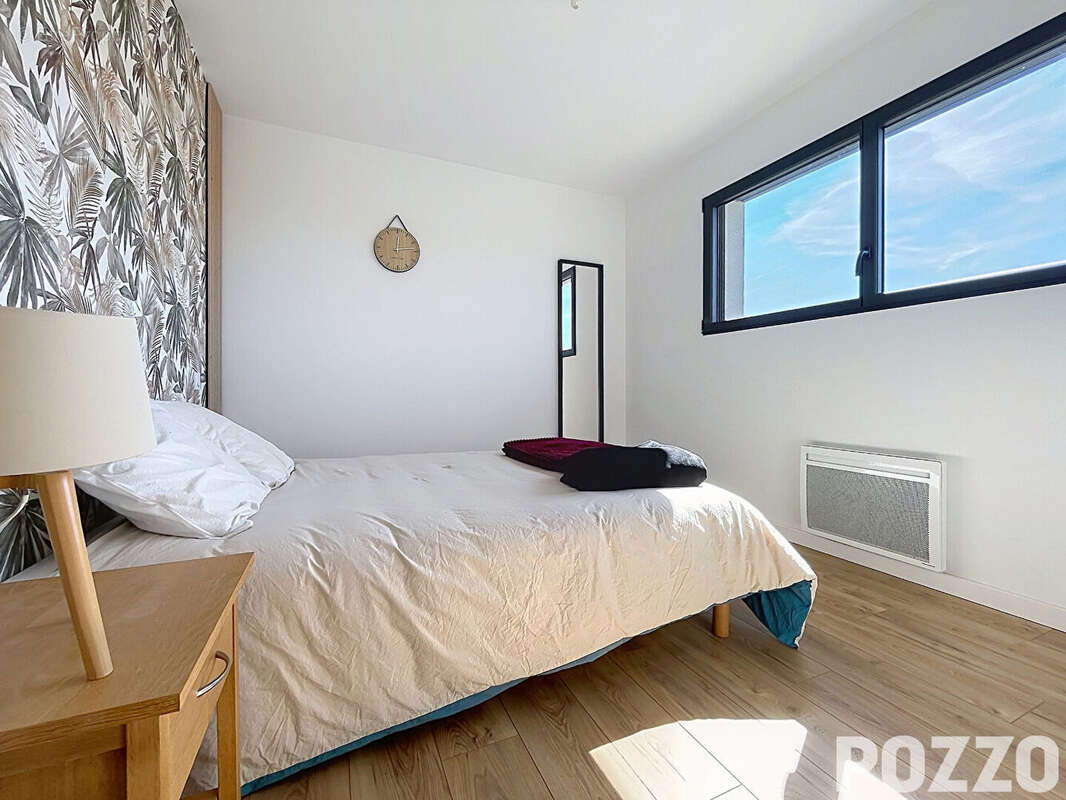 Maison Gouville Sur Mer 6 pièce(s) 150 m2 - 800 mètre de la mer - photo 8