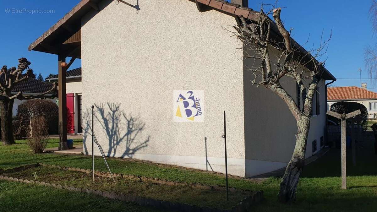 Maison à LA ROCHEFOUCAULD