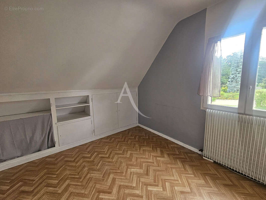 Maison à CERE-LA-RONDE