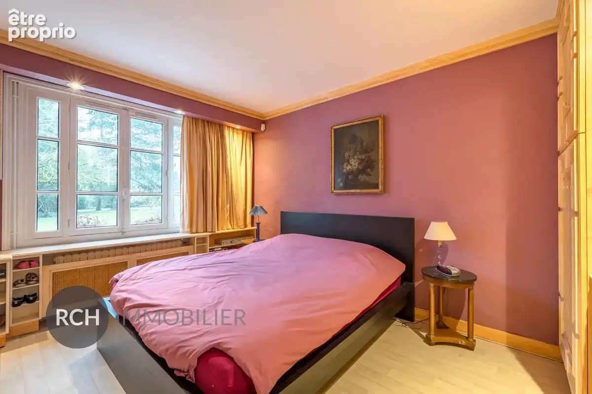Secteur Gambais - Authentique longère sur un beau parc arboré avec dépendances et piscine - photo 15