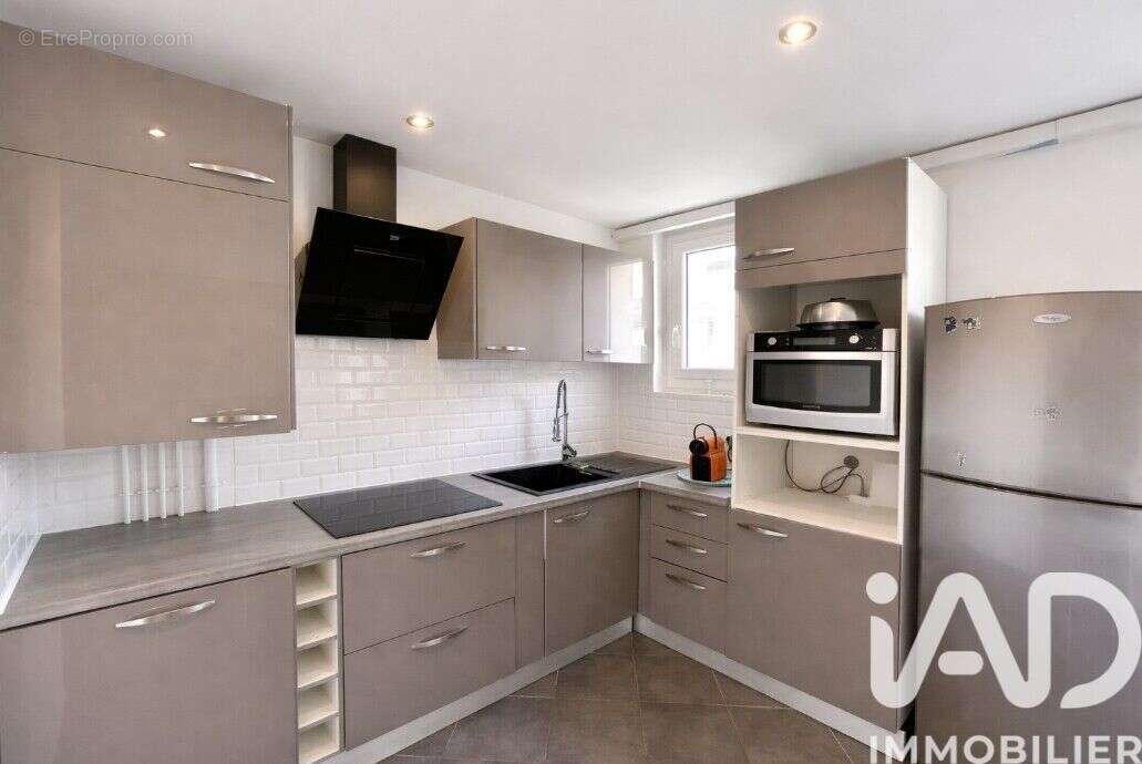 Photo 2 - Appartement à VILLEURBANNE