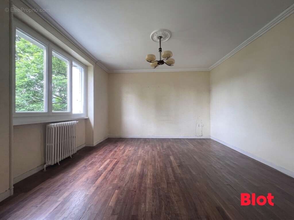 Maison 103 m² à La Chapelle-Caro  - photo 6