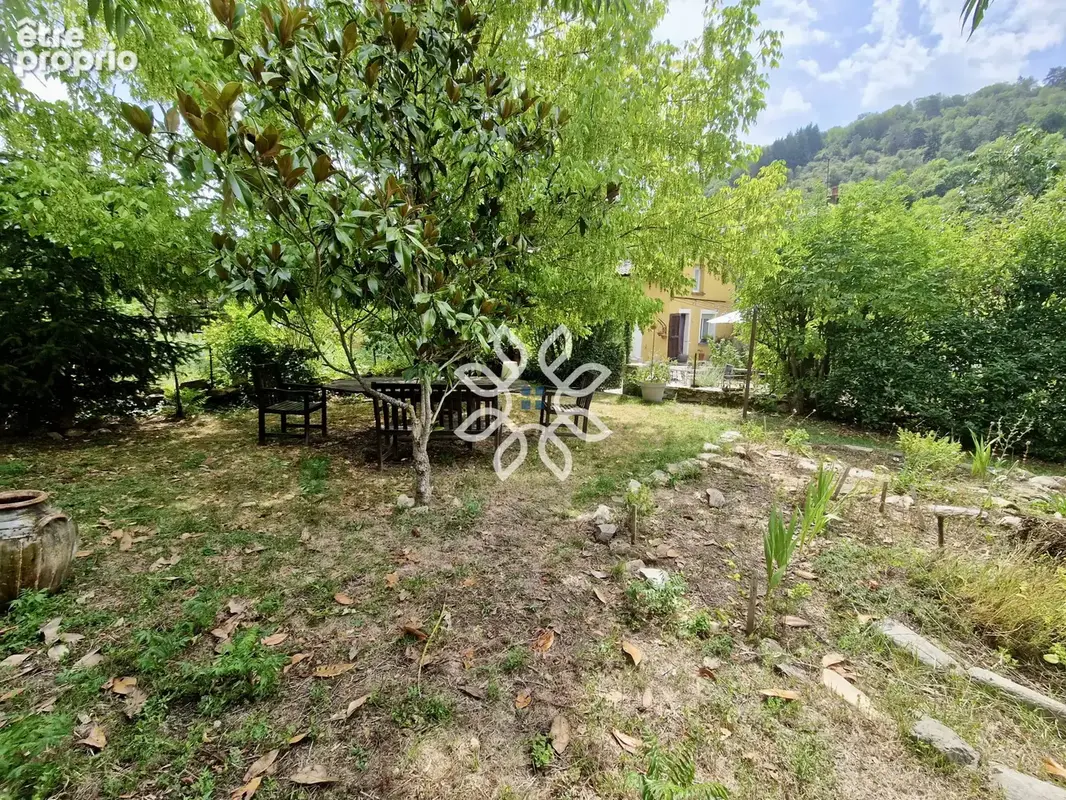 Maison 102m2  avec terrasse et jardin au coeur de Blesle - photo 18
