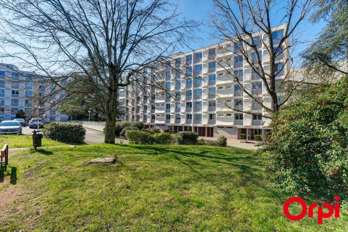 Appartement à CALUIRE-ET-CUIRE