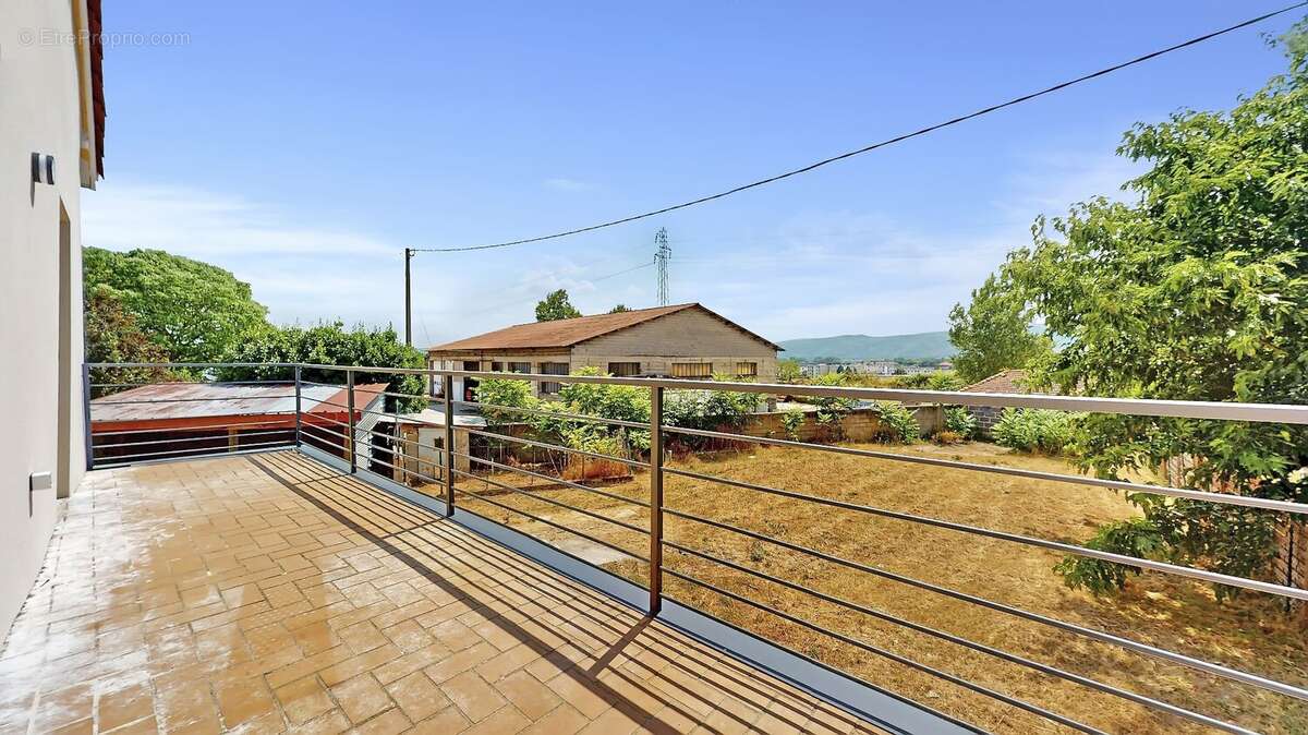 Maison à CHANAS