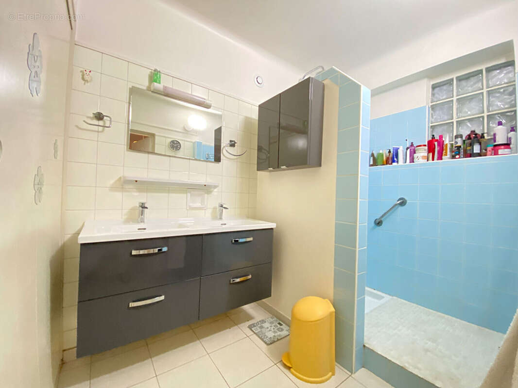 Maison à BEDARRIDES