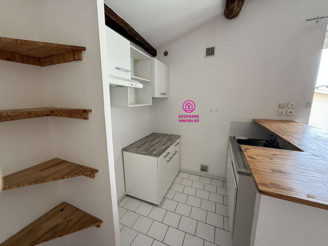 Immeuble - 4 appartements - - photo 9