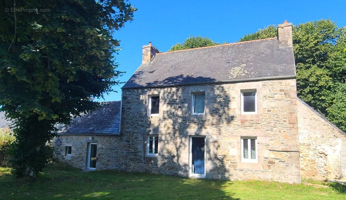 Maison à PLOUEZOC'H