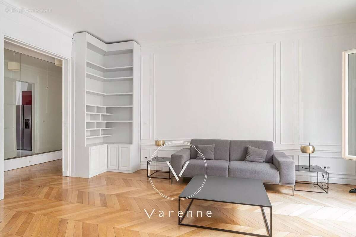 Appartement à PARIS-7E