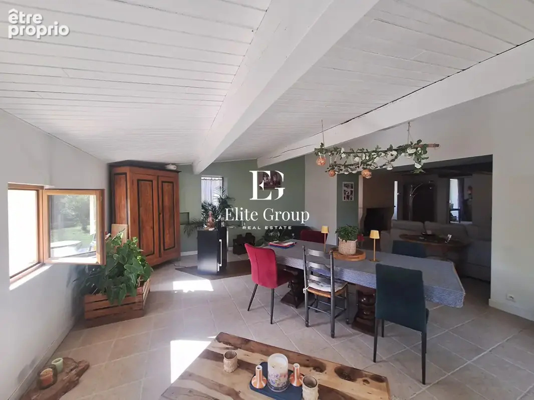 A vendre belle maison en pierre à Triac Lautrait 9 pièces 246 m2 - photo 10